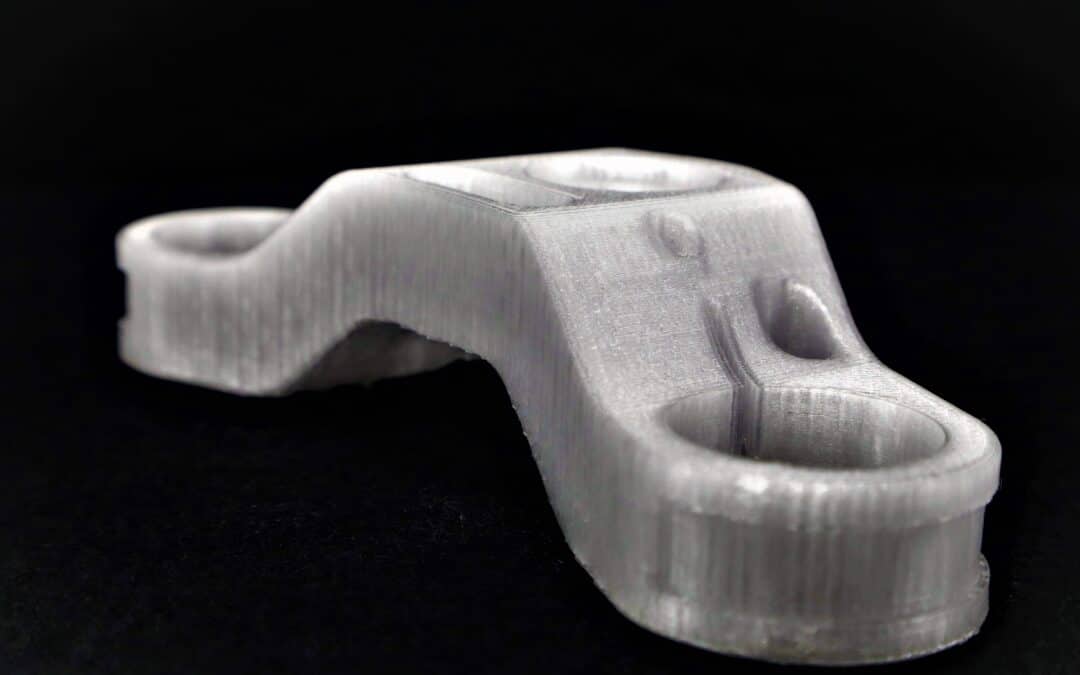 3D Printed Bearing Gude in Polycarbonate