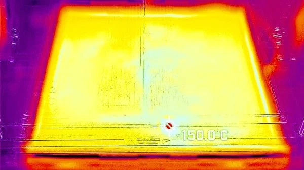 Fusion3-EDGE-3D-printer-multizone-heated-print-bed-600px (1)